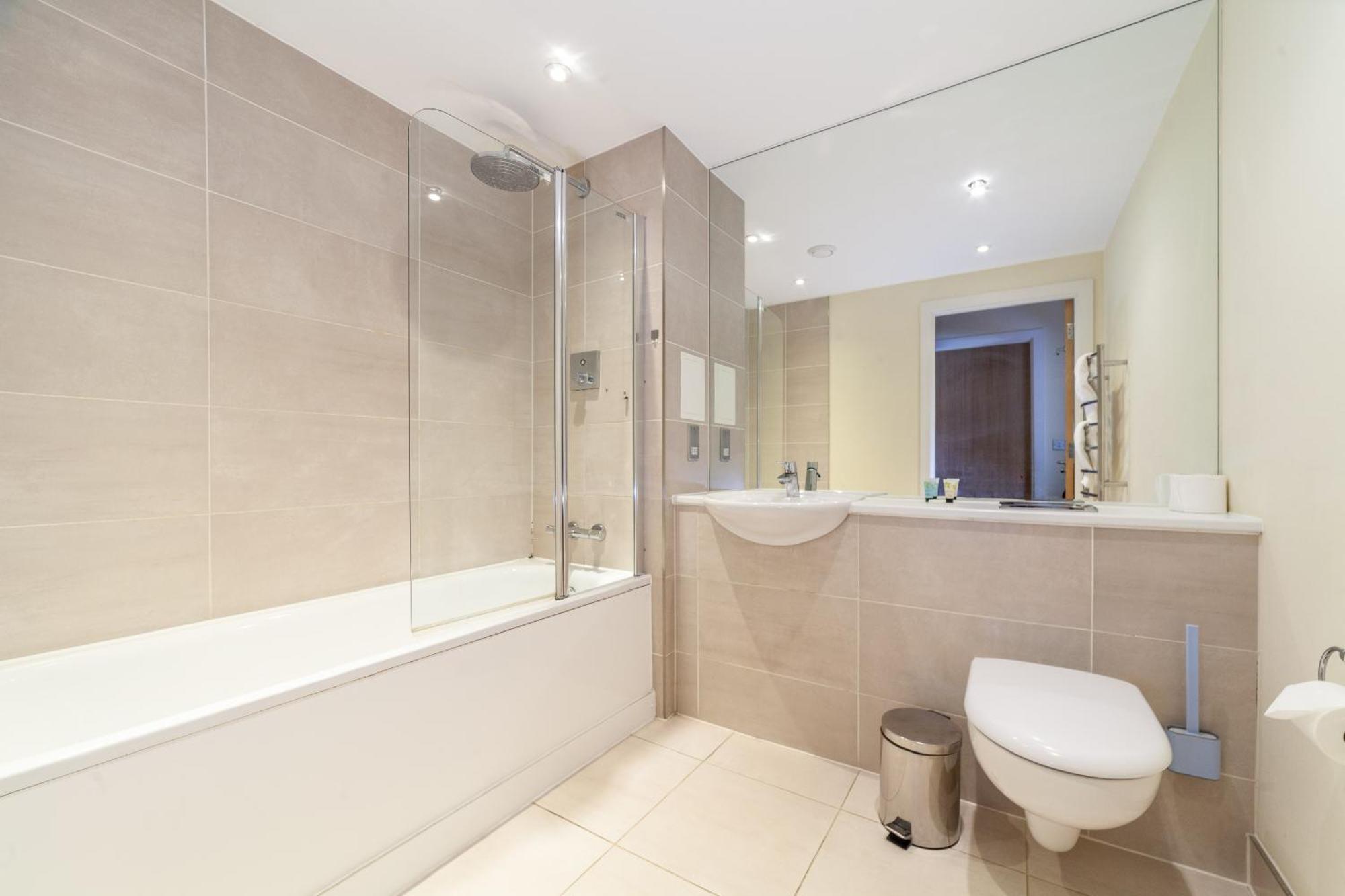 לונדון Tower Bridge Apartments מראה חיצוני תמונה